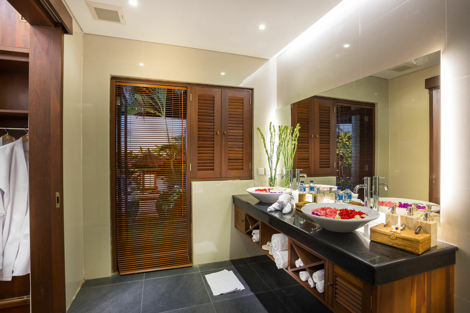 Вилла La Bali Sanur Экстерьер фото