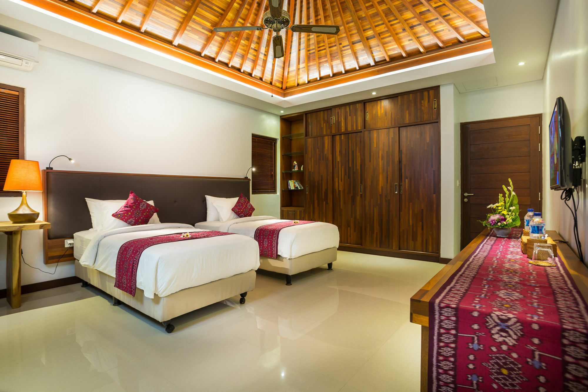Вилла La Bali Sanur Экстерьер фото