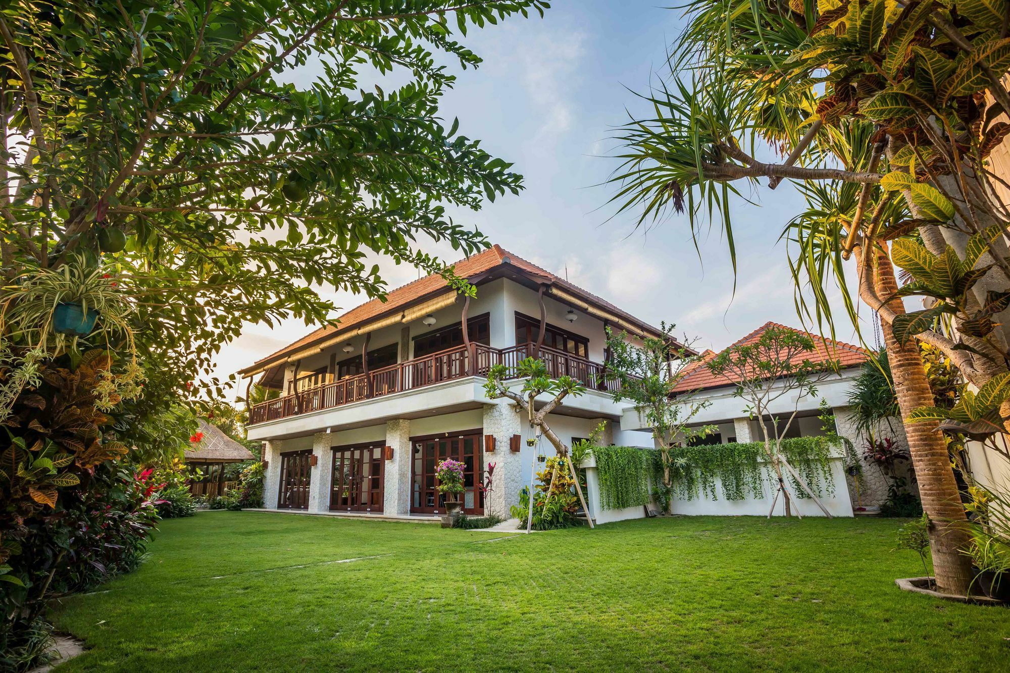 Вилла La Bali Sanur Экстерьер фото