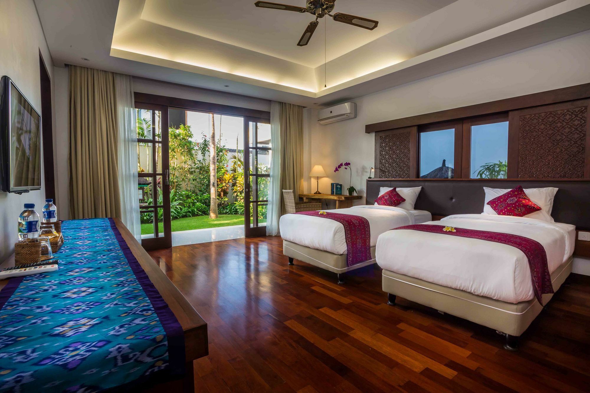Вилла La Bali Sanur Экстерьер фото